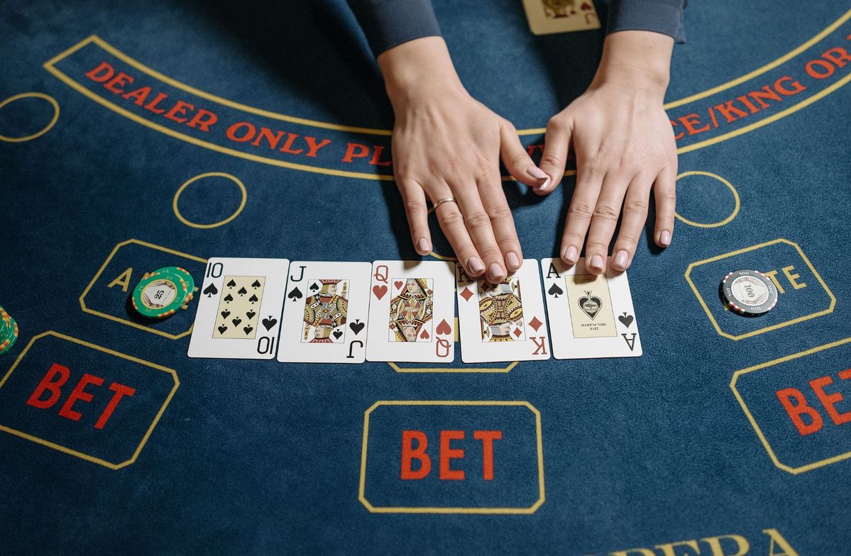 royalclub2 Live Casino